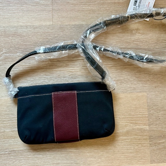 Oughton Paddock Crossbody Bag - Picture 4 of 10